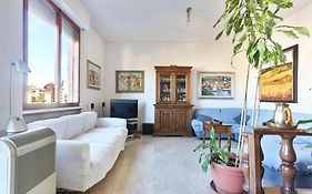 La tua Casa a Firenze con parcheggio privato per 2 auto